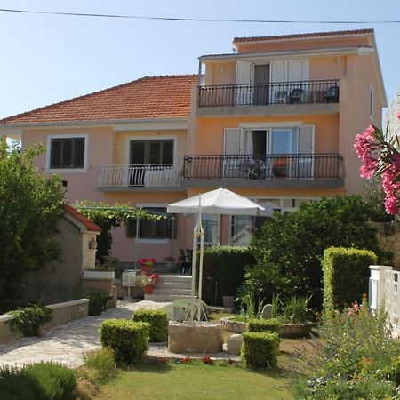 Rooms By The Sea Pasman - 8223 Kültér fotó