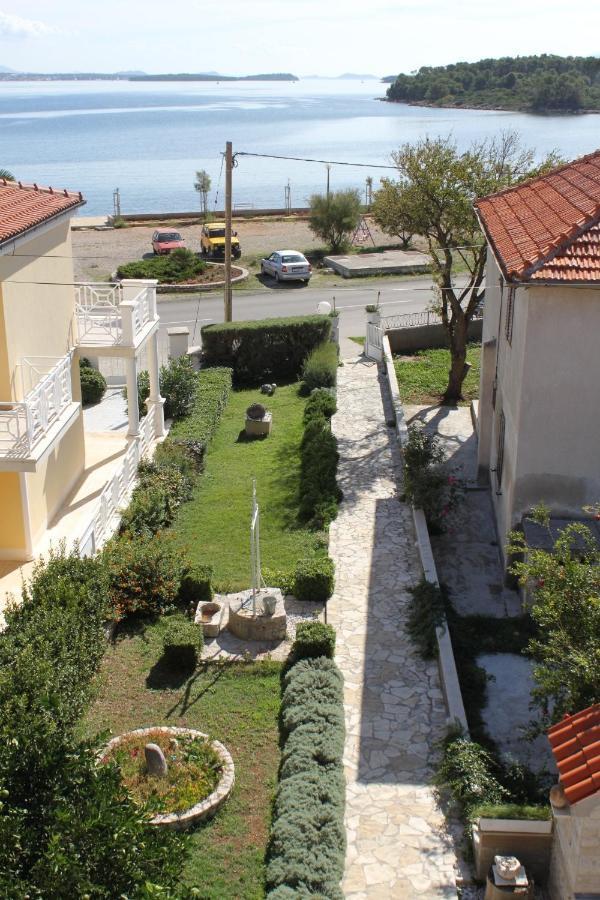 Rooms By The Sea Pasman - 8223 Kültér fotó